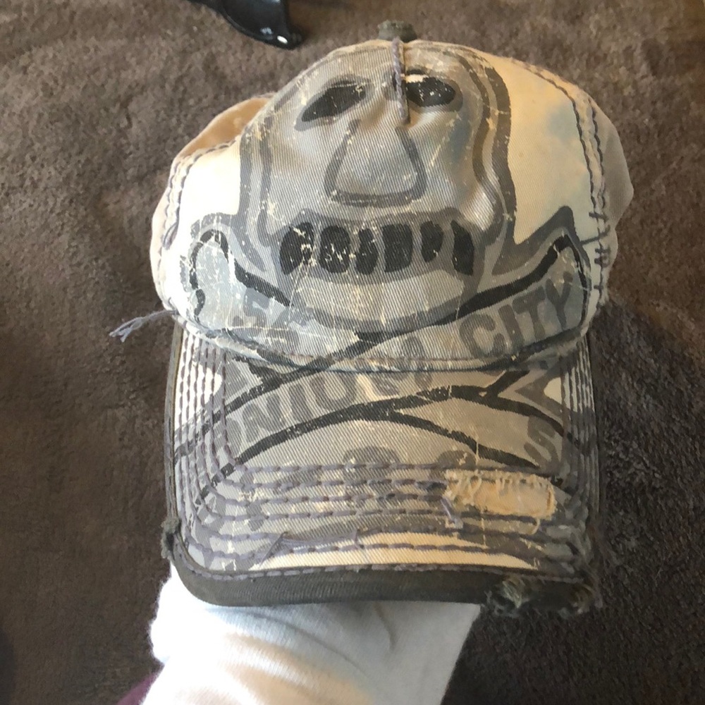 True Religion hat